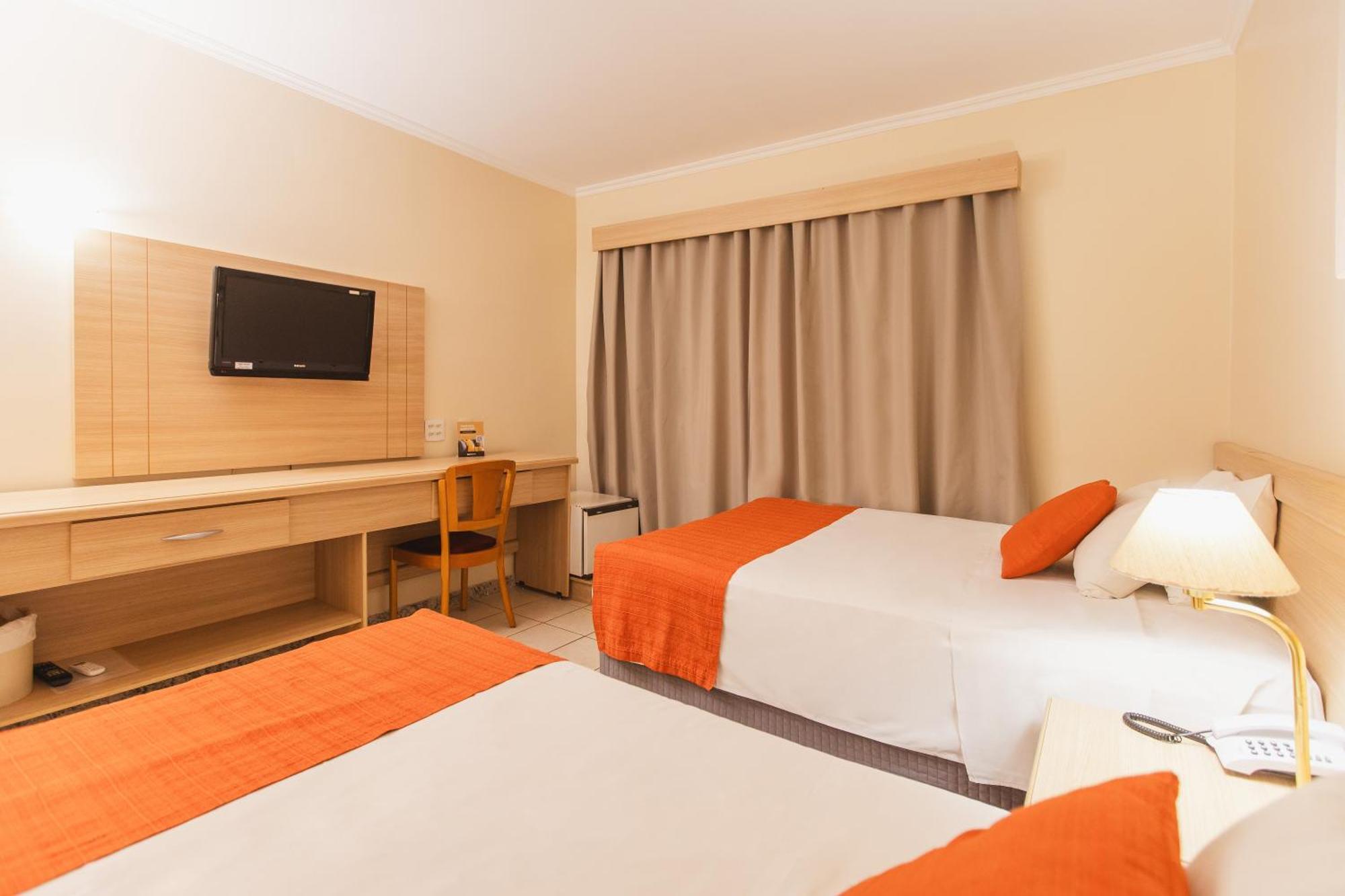 Hotel Golden Park Ribeirao Preto By Nacional Inn ภายนอก รูปภาพ