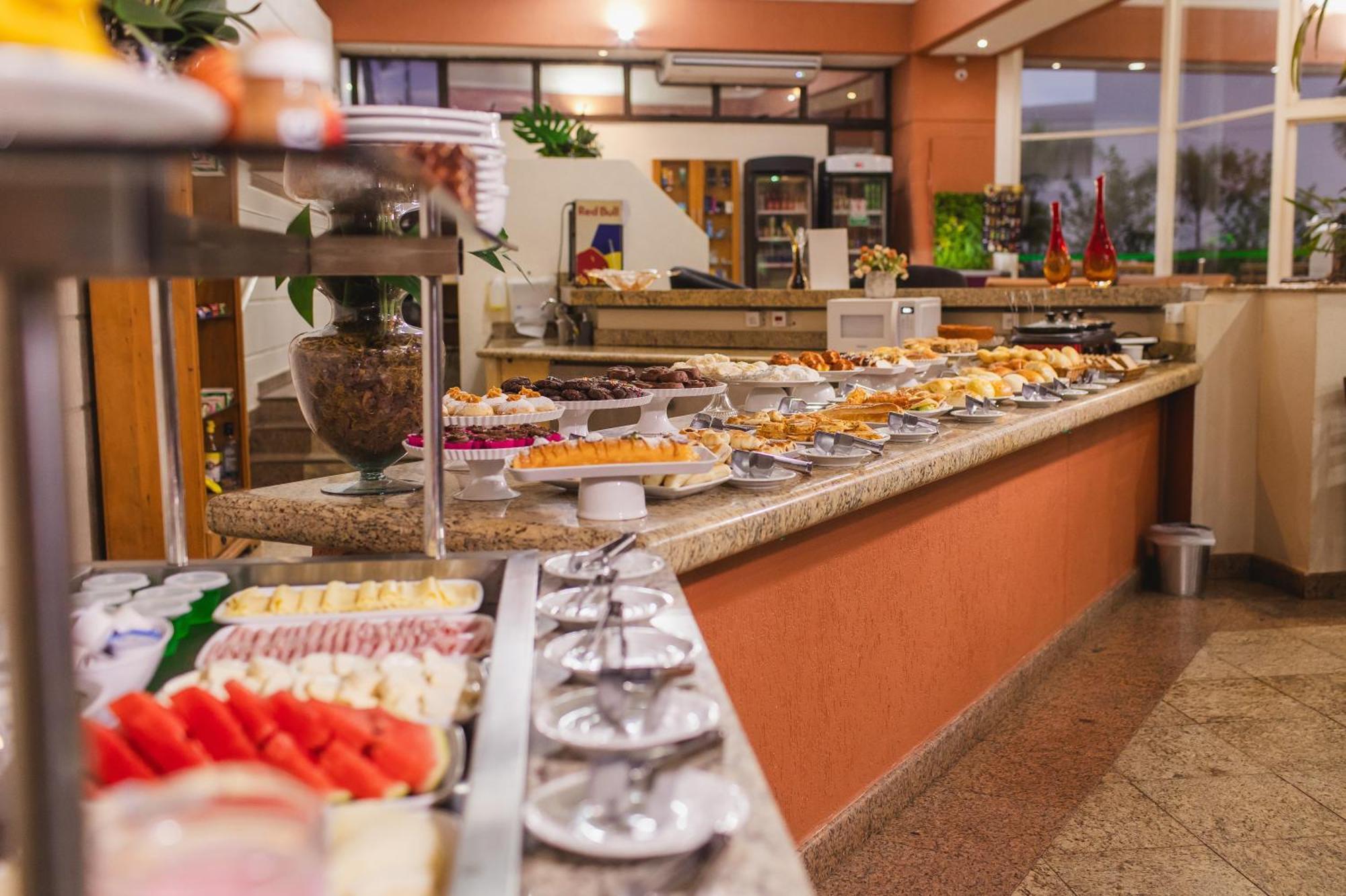 Hotel Golden Park Ribeirao Preto By Nacional Inn ภายนอก รูปภาพ